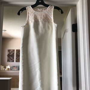 White sleeveless dress